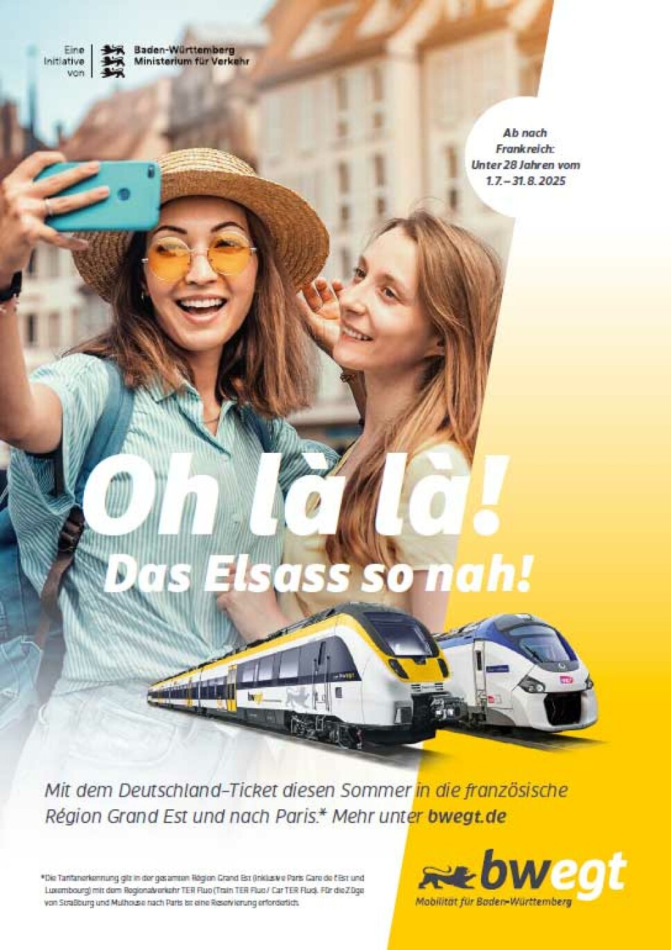 2 junge Frauen machen ein Selfie in Paris